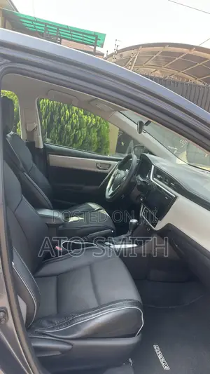 Toyota Corolla 2017 Gray