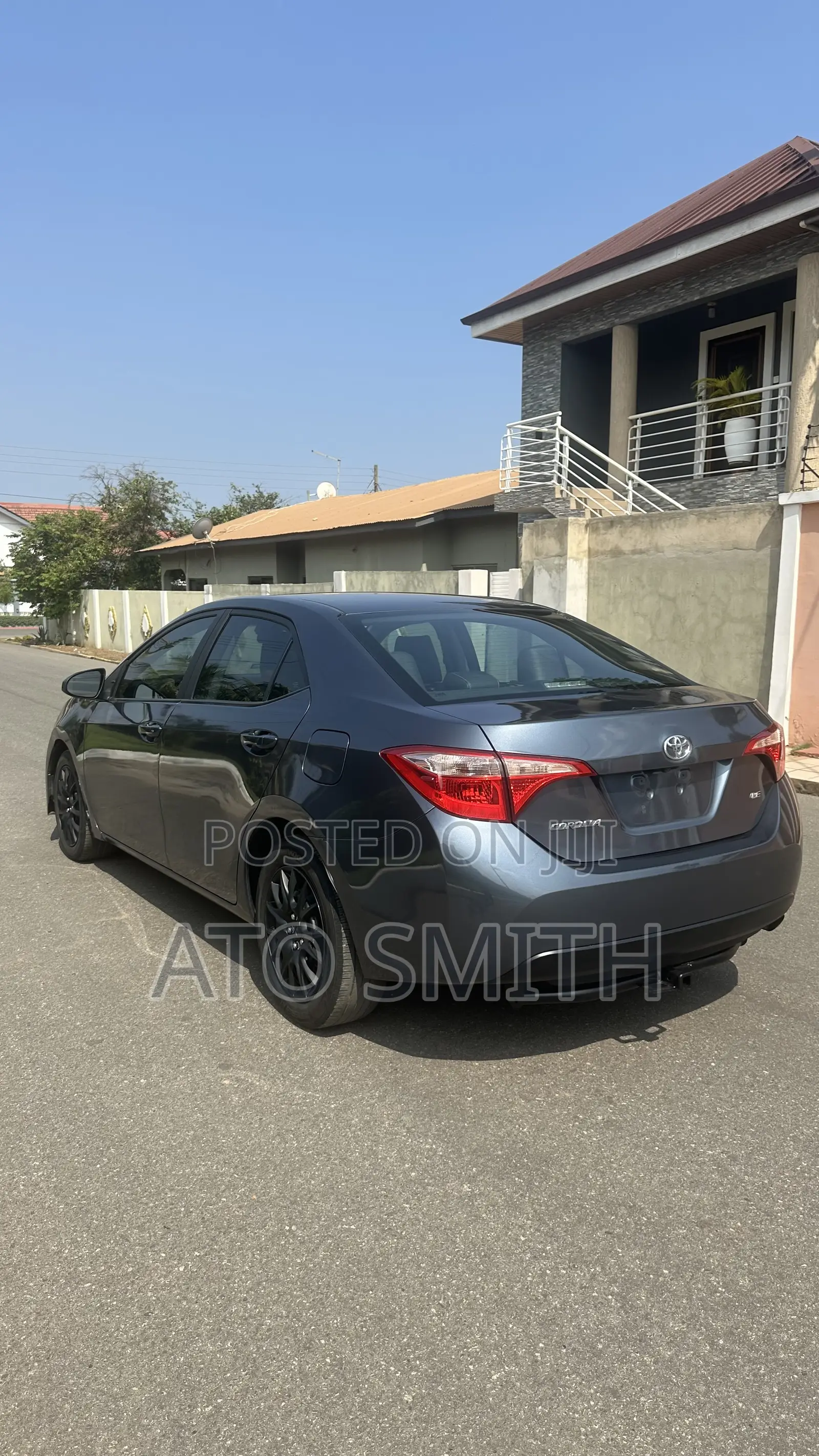 Toyota Corolla 2017 Gray