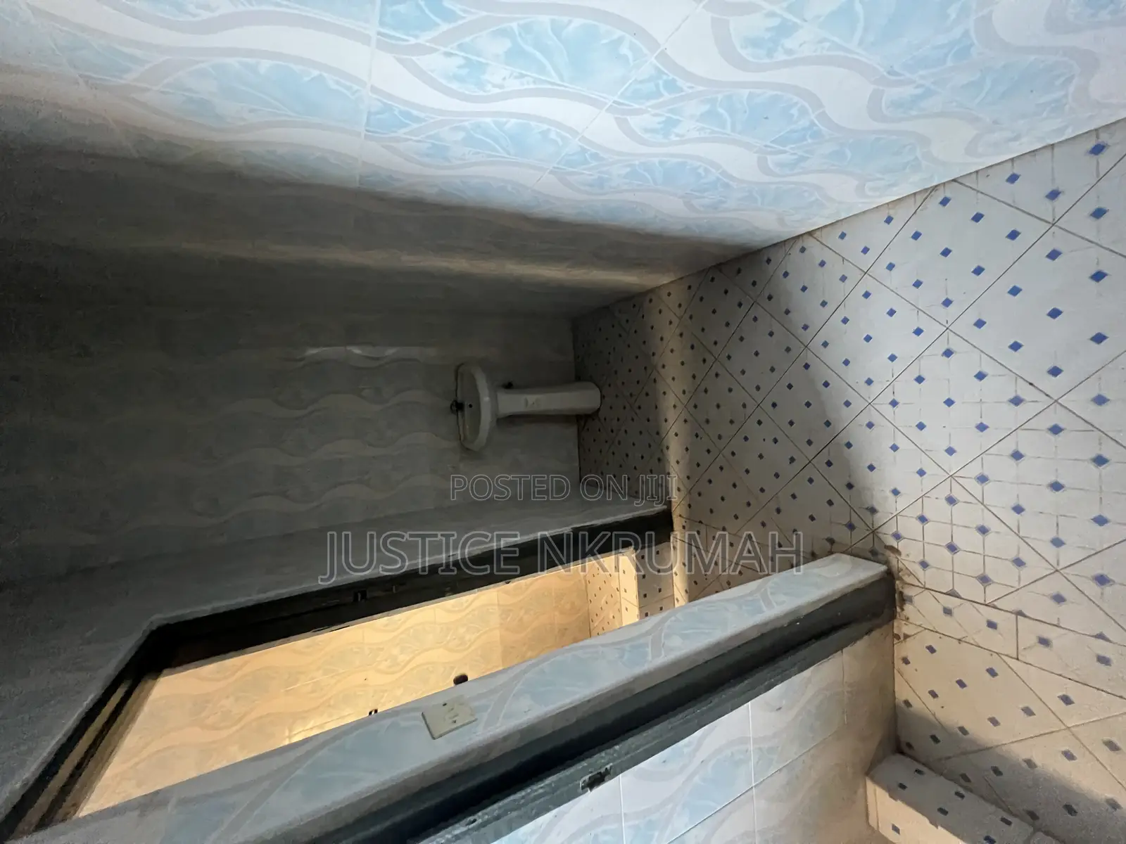 Furnished 4bdrm Apartment in Mr Justice Estate, Old Barrier for rent
