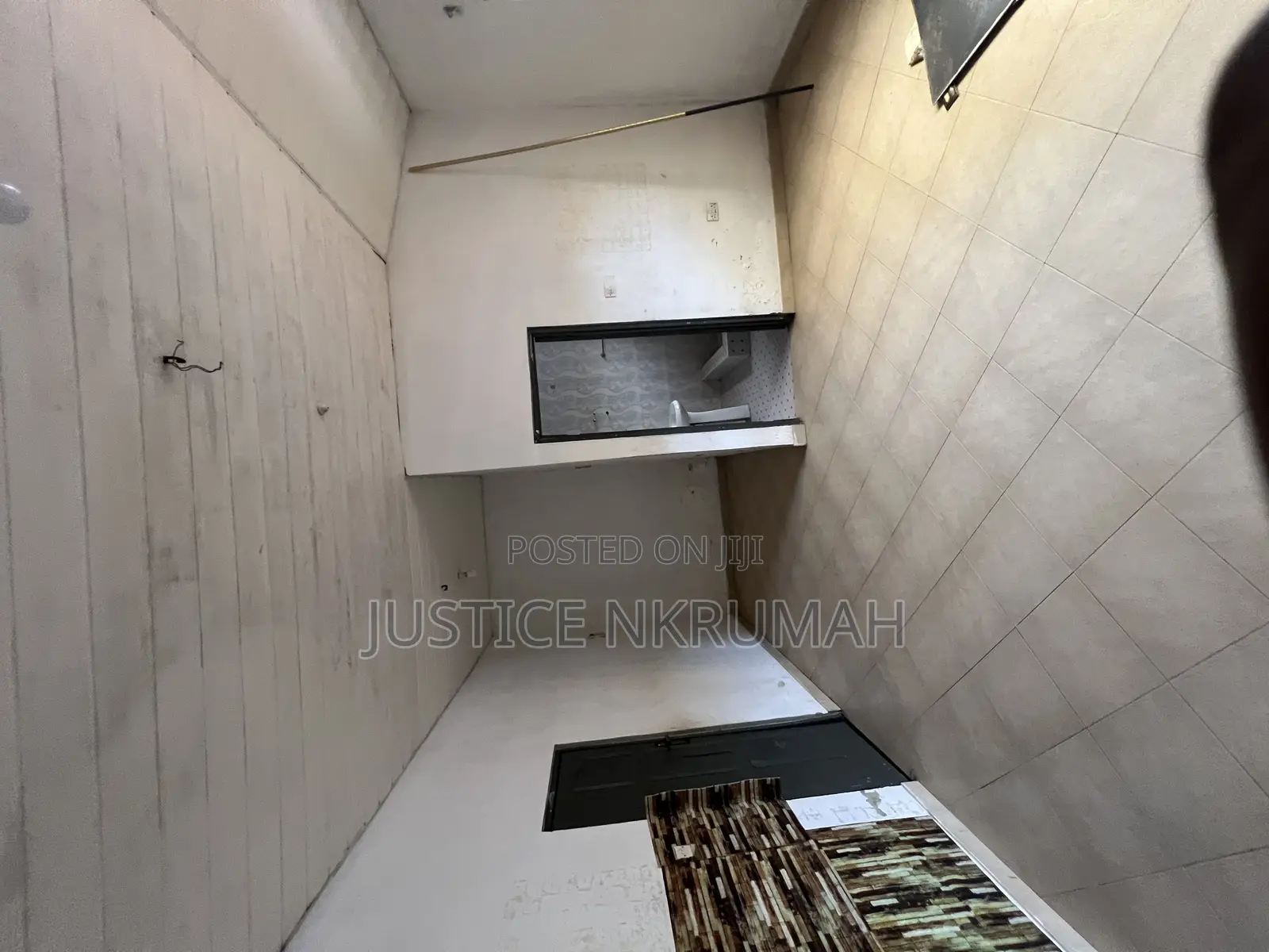 Furnished 4bdrm Apartment in Mr Justice Estate, Old Barrier for rent