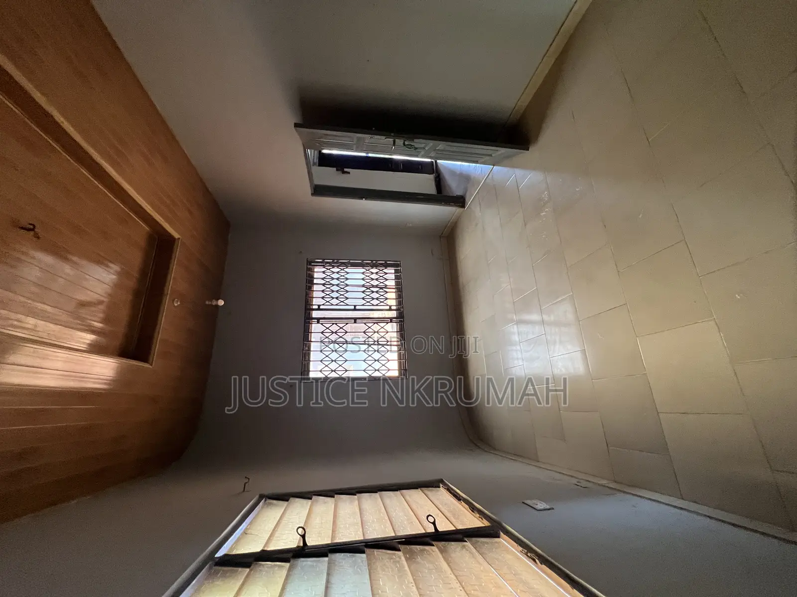 Furnished 4bdrm Apartment in Mr Justice Estate, Old Barrier for rent