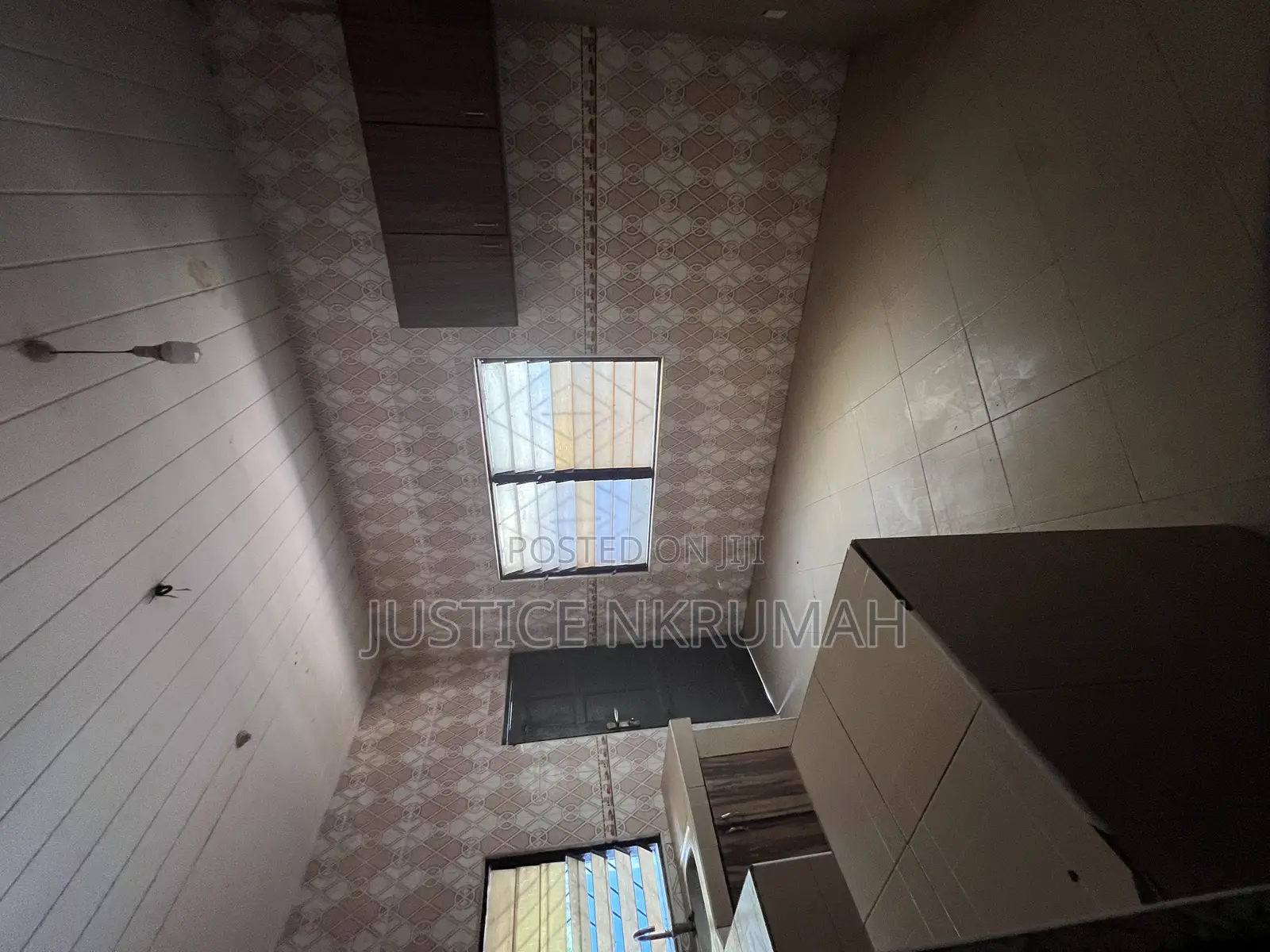 Furnished 4bdrm Apartment in Mr Justice Estate, Old Barrier for rent
