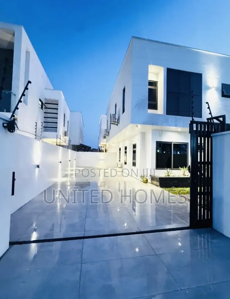 Furnished 4bdrm House in East Legon for sale