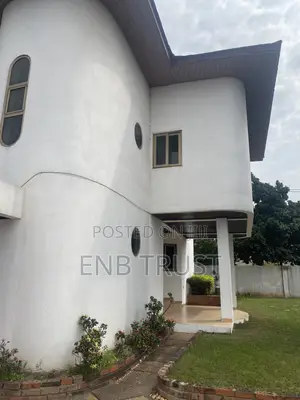 6bdrm Duplex in Achimota Mall Main for sale