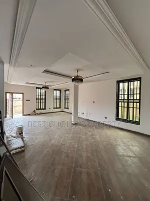 Ex 4 Bedroom House for Sale at Adenta Amrahia