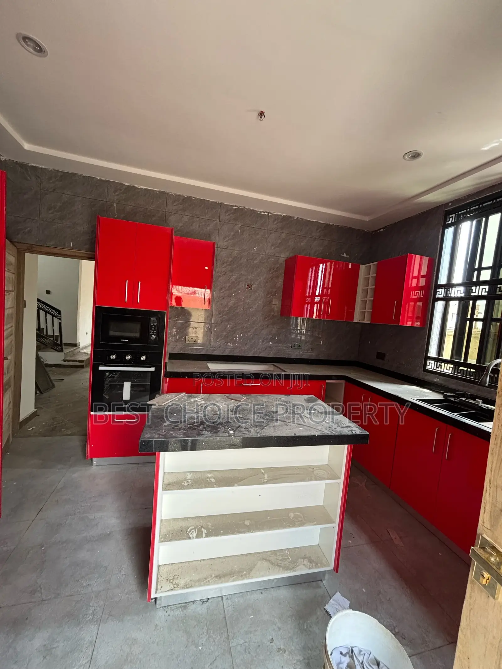 Ex 4 Bedroom House for Sale at Adenta Amrahia