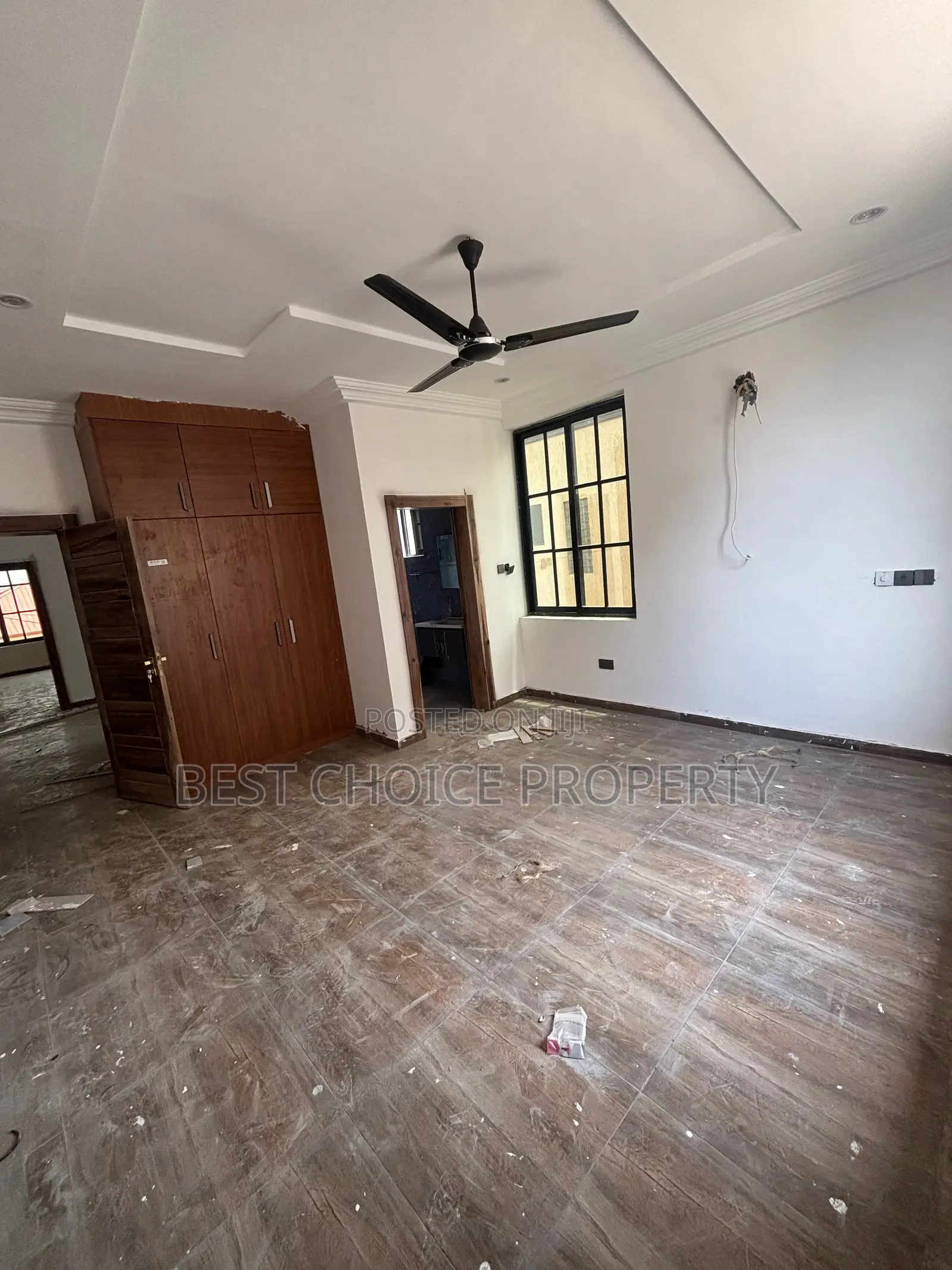 Ex 4 Bedroom House for Sale at Adenta Amrahia