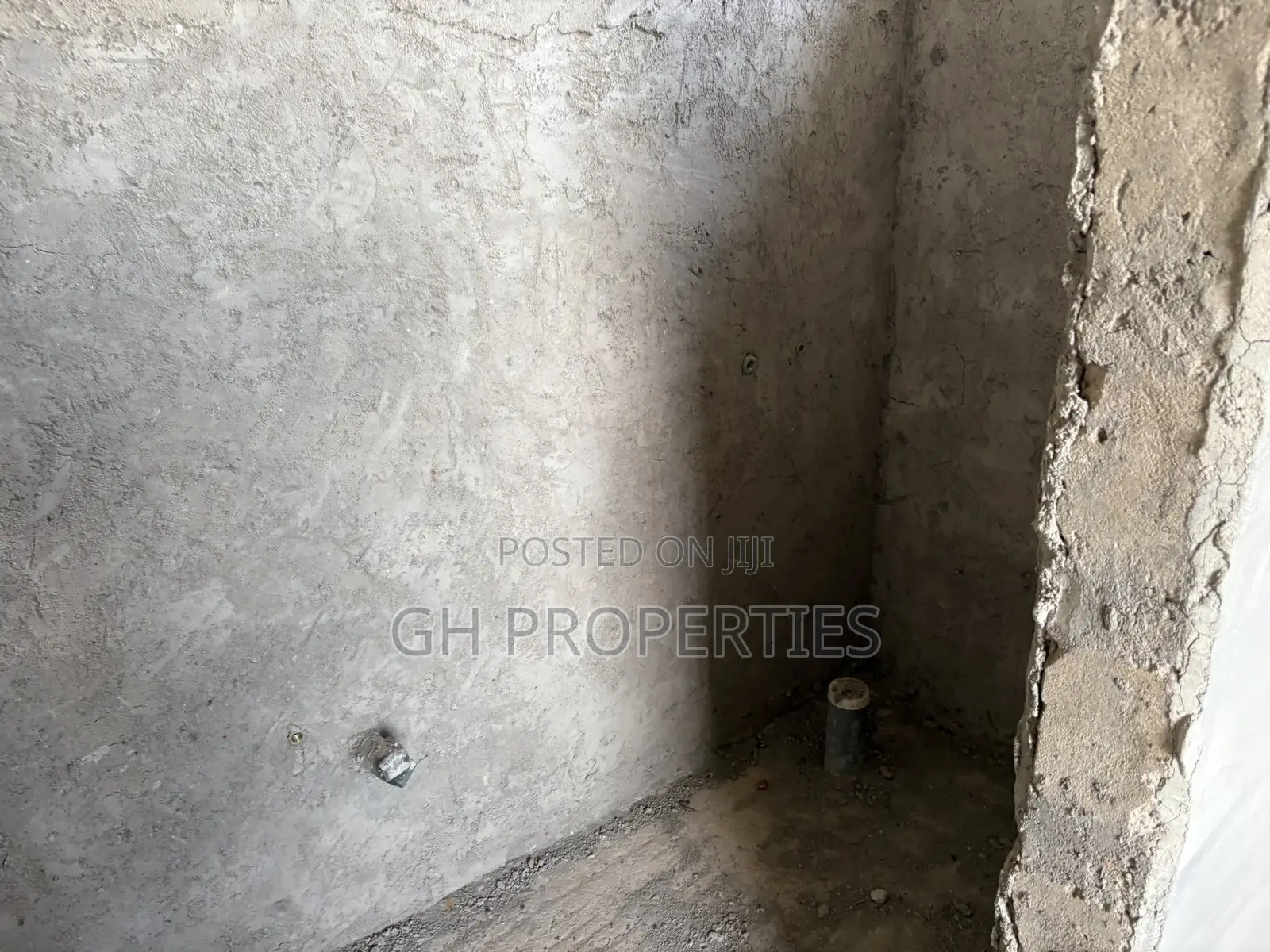 5bdrm House in Sokoban Wood Village, Kumasi Metropolitan for sale