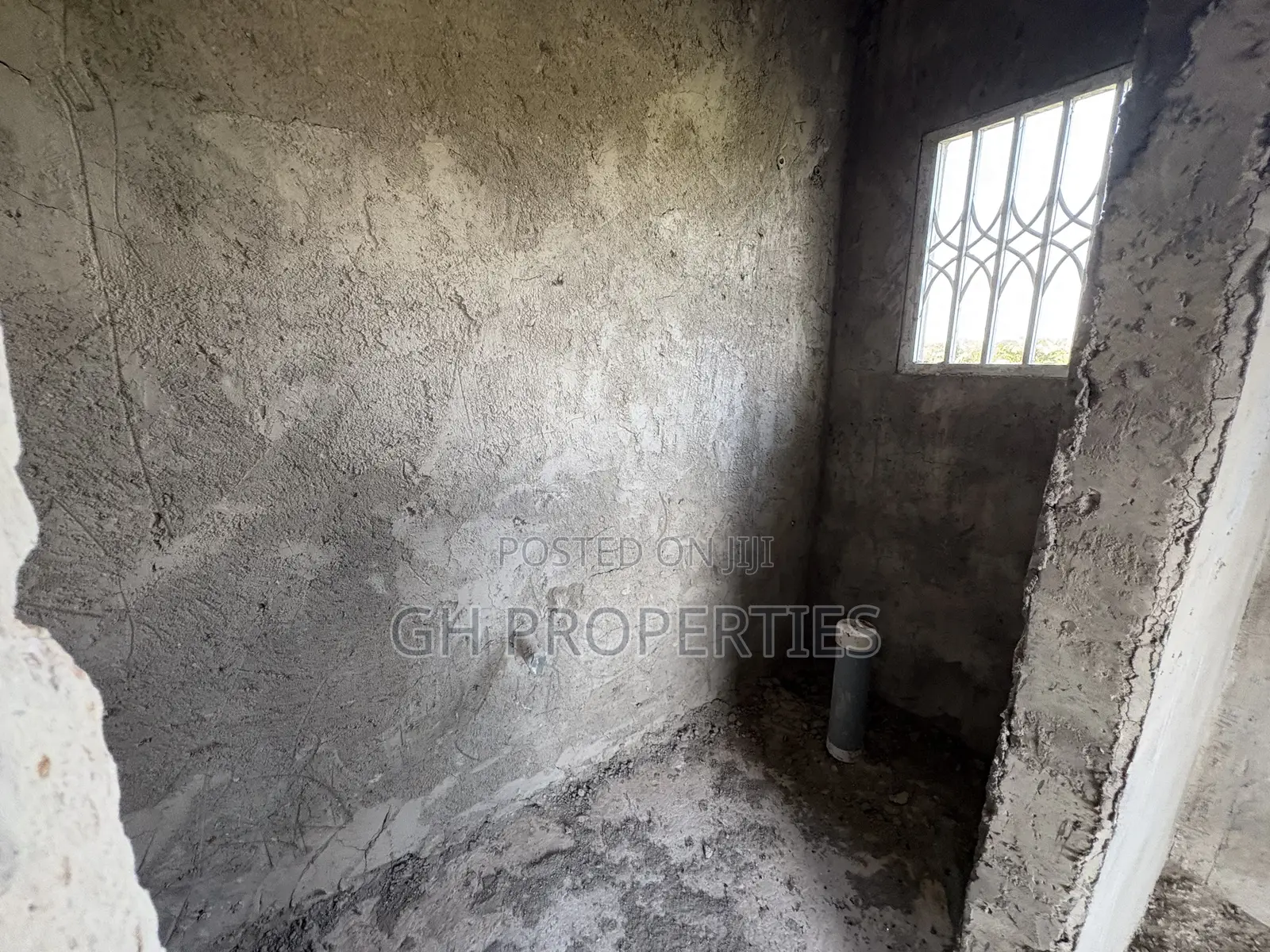 5bdrm House in Sokoban Wood Village, Kumasi Metropolitan for sale