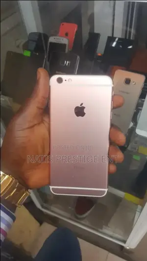 Apple iPhone 6s 16 GB Gold