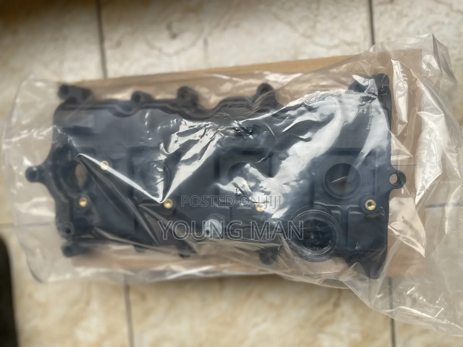 Nissan Roque, Juke, Versa, Engine Valve Cover