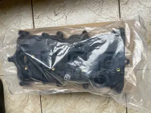Nissan Roque, Juke, Versa, Engine Valve Cover