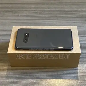 New Samsung Galaxy S10e 128 GB Black