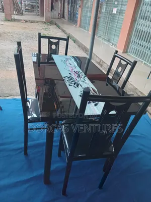 Lodgement Dinner Set