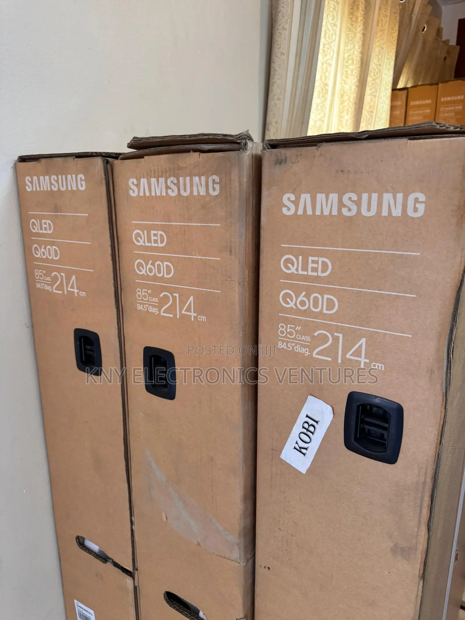Samsung Q60d 85”