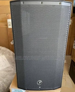 Mackie Thump12a 12" Powered Loudspeaker.