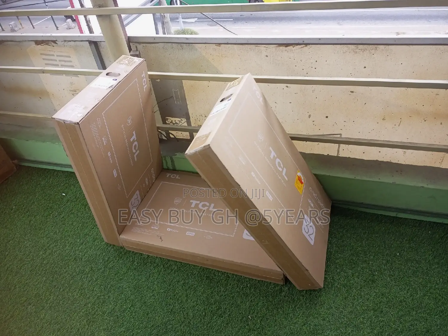 Sleek Smart Design TCL TVS 32 Smart Inches Tv