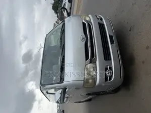Toyota HiAce 2010 Grey