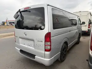 Toyota HiAce 2010 Grey