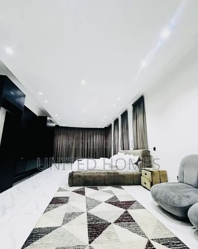 Furnished 5bdrm House in East Legon for sale