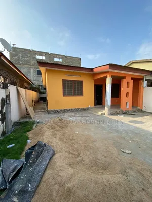 2bdrm House in Spintex for rent