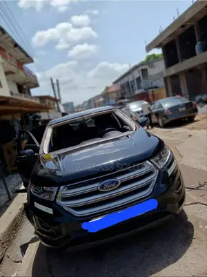 2017 Ford Edge Windscreen Available