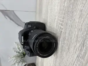Canon Eos 700d Digital Camera