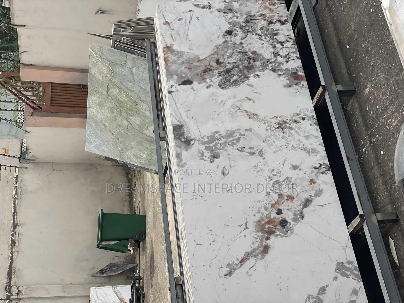 Modernized Countertops With Sintered Stone