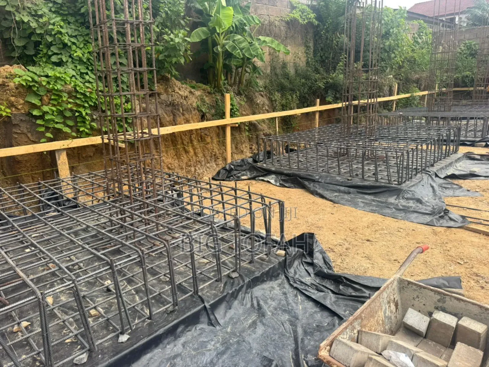 Building Contractor and Engineer