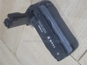 Battery Grip For Dslr Cameras