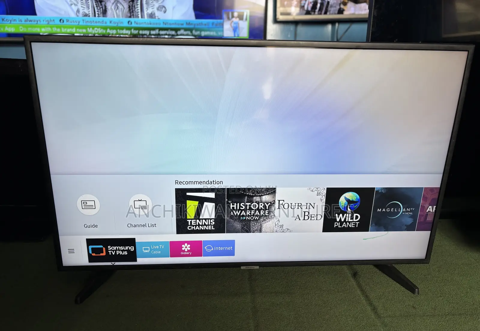 Samsung Series7 Edgeless 43 Inches Smart Tv ( Cash on Delivery)