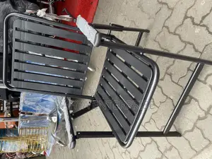 Gardiin Chair