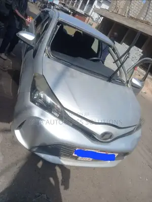 2012 Toyota Vitz Windscreen Available