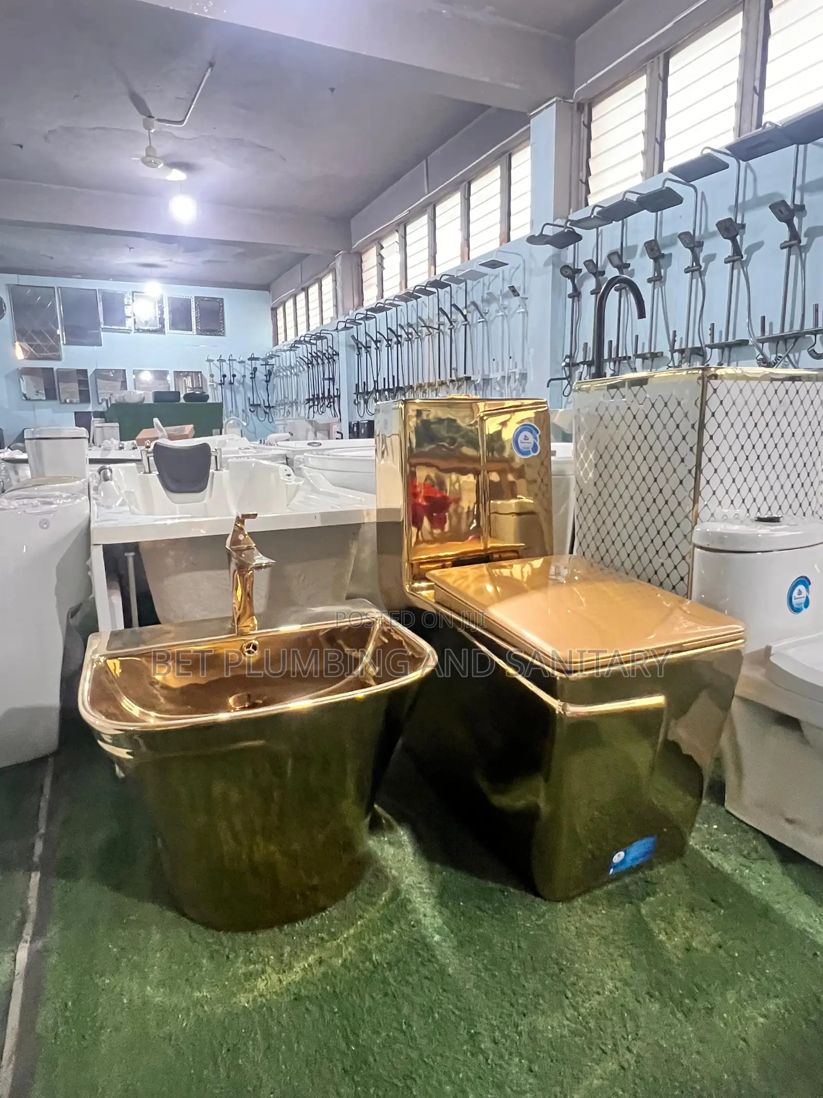 Imported Pure Gold Wc_golden Water Closet With Hanging Basin Complete