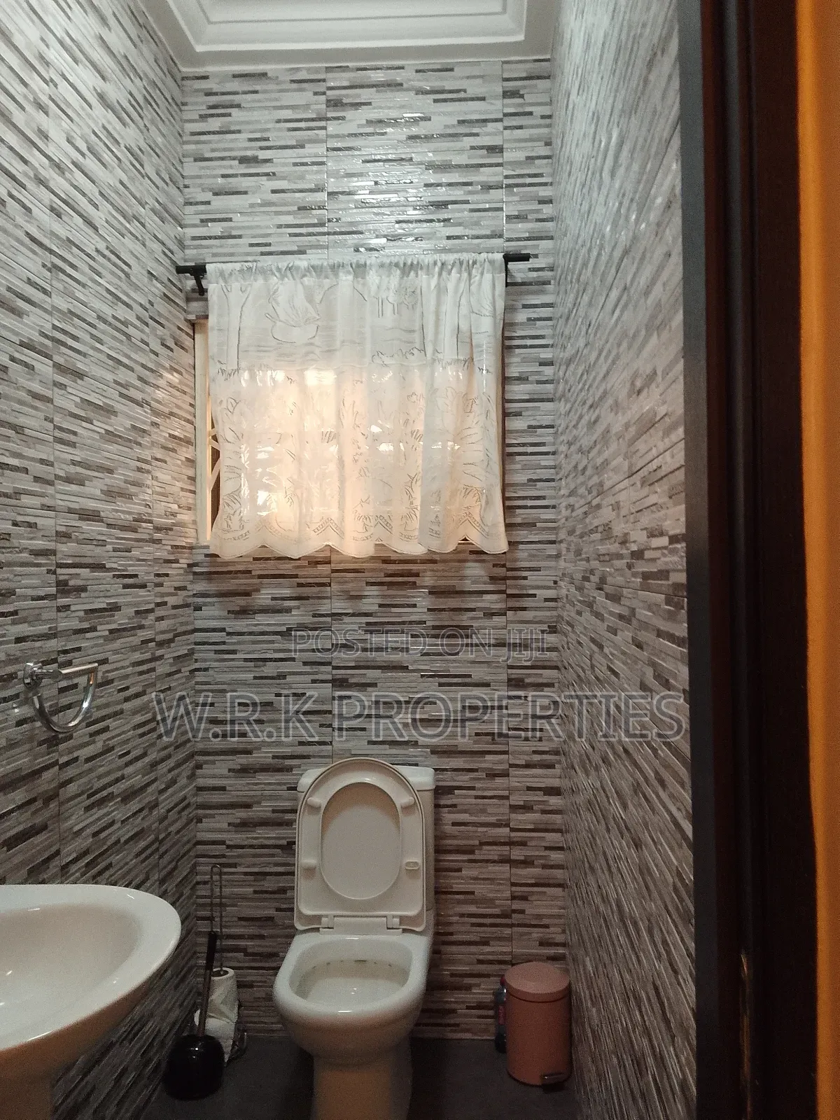 Two Bedroom House for Short