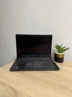 Laptop Lenovo Thinkpad T14s Gen 2 16GB AMD Ryzen 9 SSD 256GB