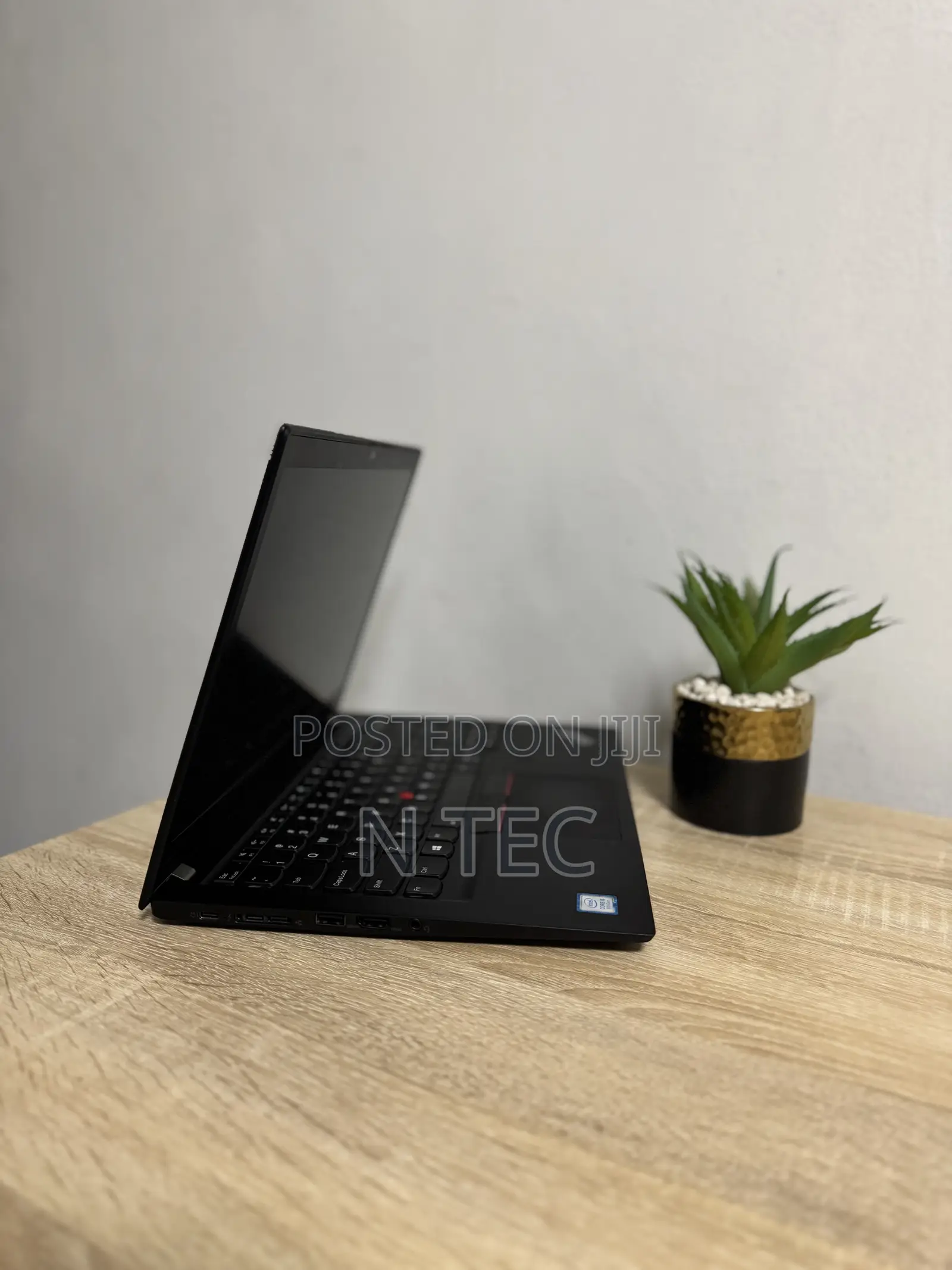 Laptop Lenovo Thinkpad T490s 16GB Intel Core I5 SSD 256GB