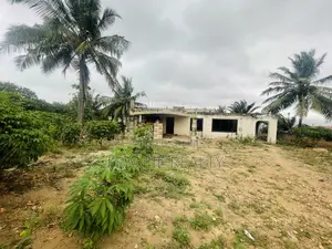 4bdrm House in Franjie Realty, Weija for sale