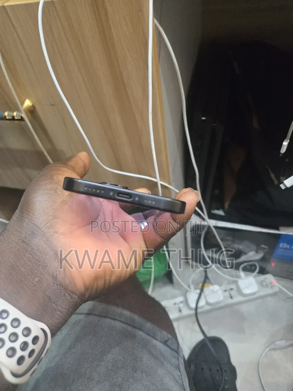 New Apple iPhone 15 128 GB Black