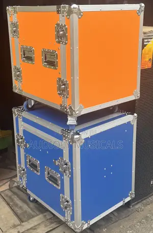 Jac 12-Units Amplified Rack