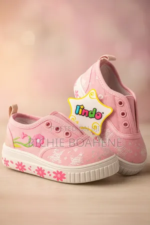 Kids Girl Shoe Size 22