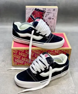 Authentic Vans Knu Skool Black/White