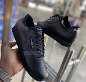 Reebok Classic Princess Sneaker All Black