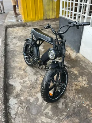 Titan 2023 Black