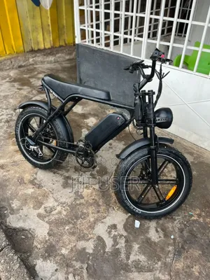 Titan 2023 Black