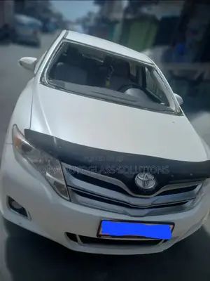 Toyota Venza Windscreen Available