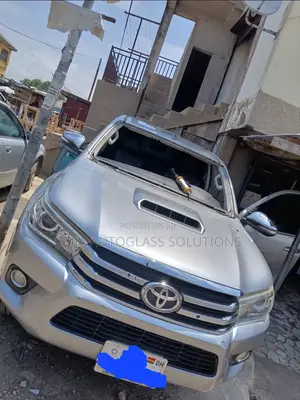 2017 Toyota Hilux Windscreen Available