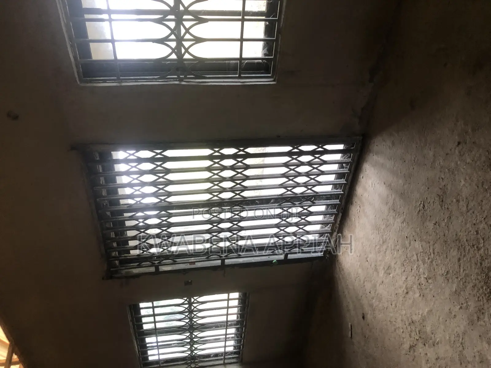 5bdrm House in Mark Estate At, Kumasi Metropolitan for sale