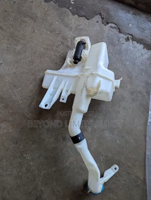 Honda Accord 2018,2019,2020,2021 Wiper Bottle/ Container With Motor