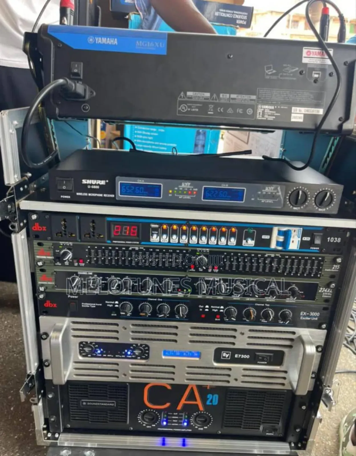 Line Array 10inches Speakers With Bass and Amp Rack Set
